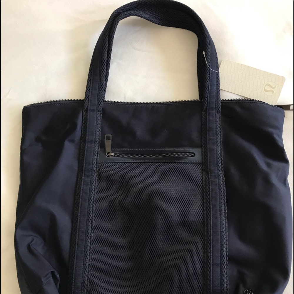 NWT Lululemon Everywhere Tote